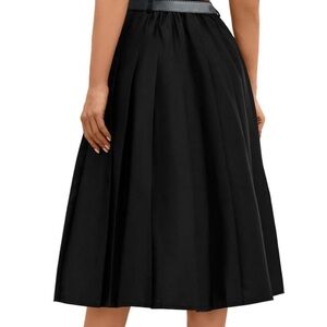 Elegant Black Women's Skirt